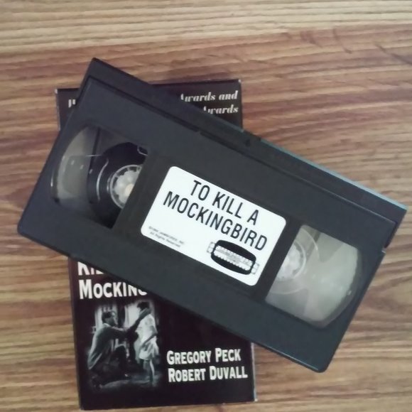 Collectable VHS To KIll A Mockingbird Gregory Peck 1994 Never Played - Picture 4 of 4